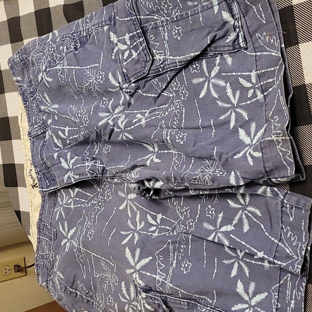 Mens cargo shorts